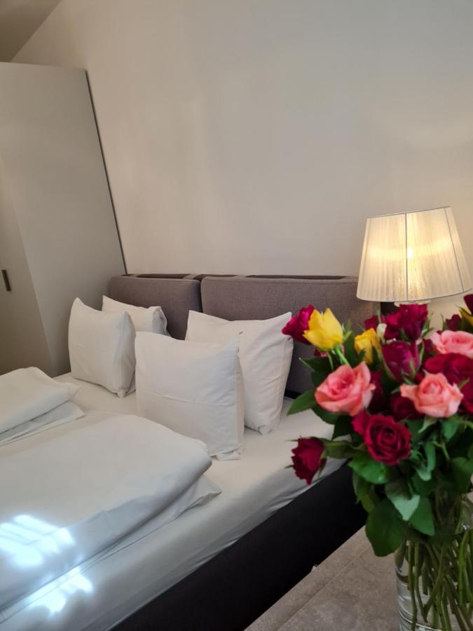 Sole Di Diana Luxury Apartments 페스키에라델가르다 외부 사진